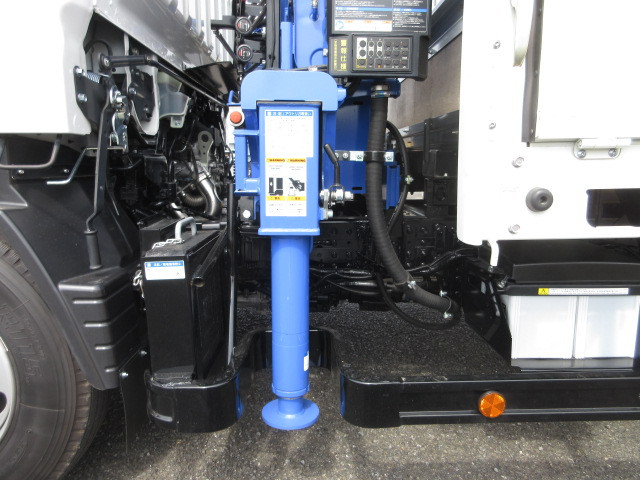 三菱ふそう キャンター 小型 平ボディ（クレーン付） 2PG-FEB80(103751) 36枚目