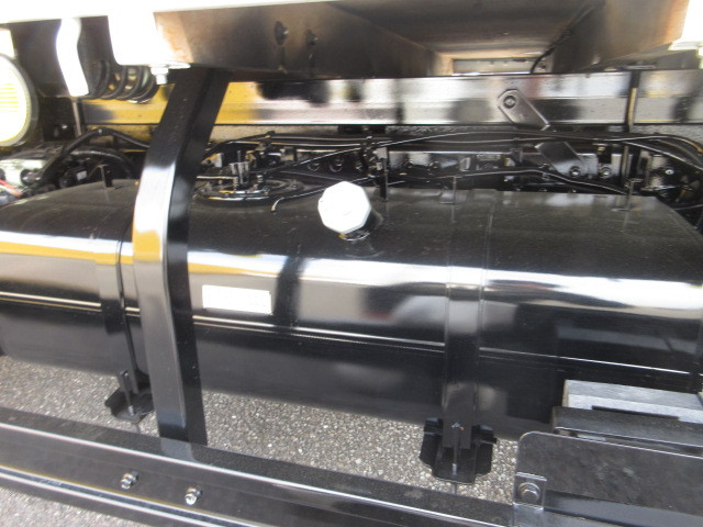 三菱ふそう キャンター 小型 平ボディ（クレーン付） 2PG-FEB80(103751) 42枚目