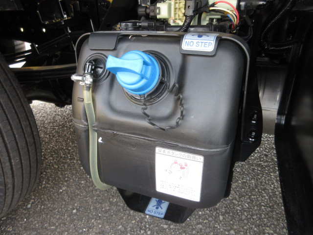 三菱ふそう キャンター 小型 平ボディ（クレーン付） 2PG-FEB80(103751) 43枚目