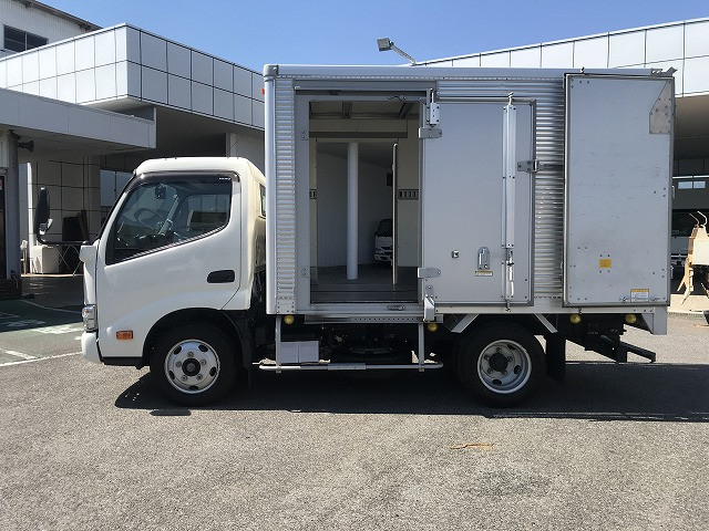 日野 デュトロ 小型 バン 2RG-XZU605M(103756) 14枚目