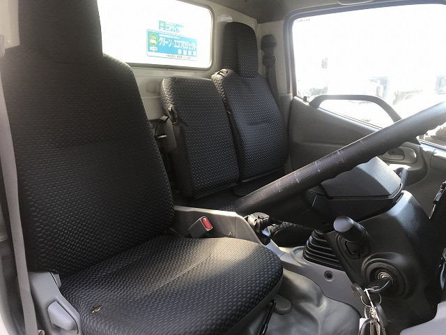 日野 デュトロ 小型 バン 2RG-XZU605M(103756) 38枚目
