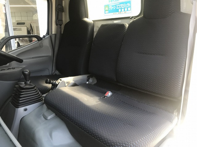 日野 デュトロ 小型 バン 2RG-XZU605M(103756) 39枚目