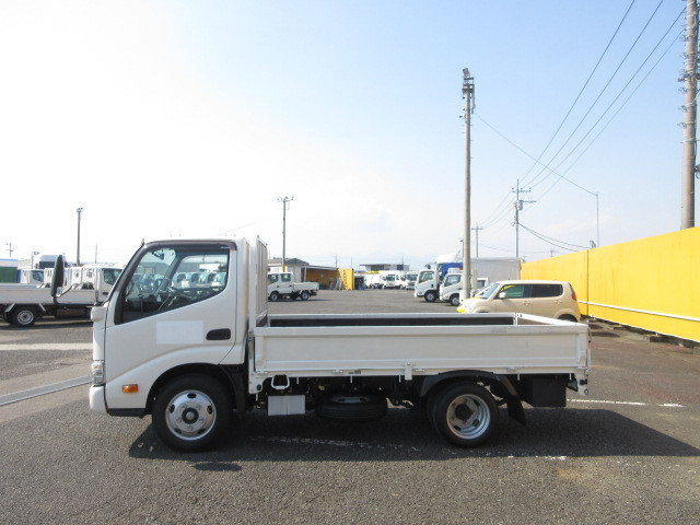 日野 デュトロ 小型 平ボディ 2RG-XZC605M(103761) 5枚目