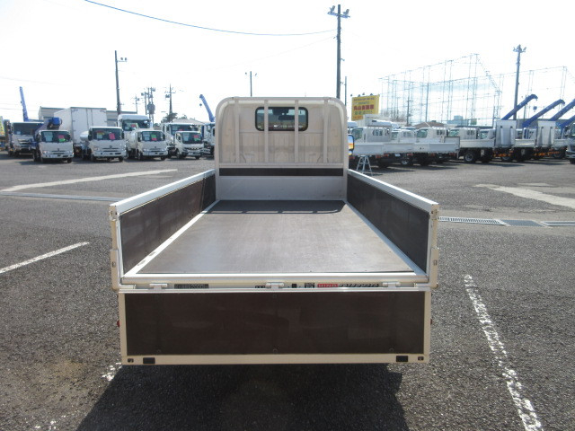 日野 デュトロ 小型 平ボディ 2RG-XZC605M(103761) 8枚目