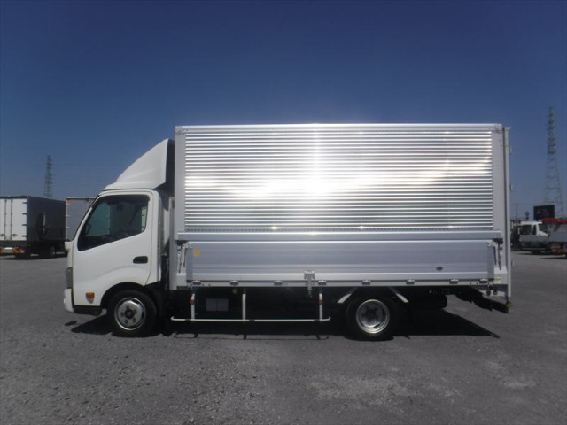 日野 デュトロ 小型 ウィング 2RG-XZU710M(103762) 6枚目