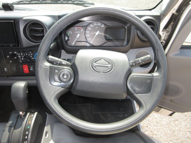 日野 デュトロ 小型 平ボディ 2RG-XZC605M(103761) 16枚目