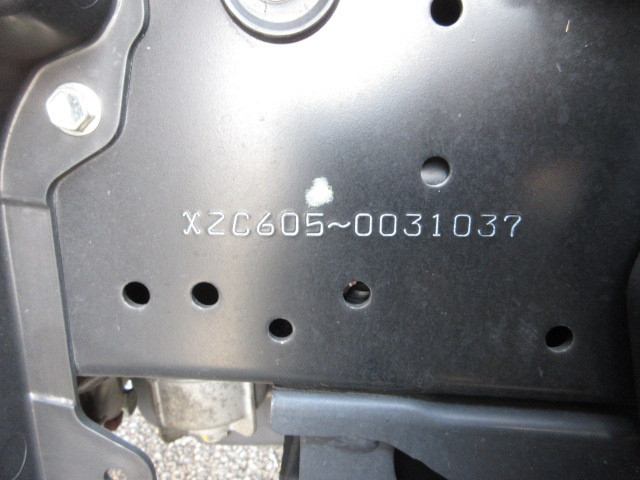 日野 デュトロ 小型 平ボディ 2RG-XZC605M(103761) 29枚目