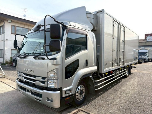 いすゞ フォワード 増トン 冷蔵冷凍バン 2RG-FSR90T2(103764) 1枚目