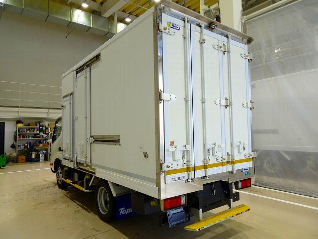 Hino dutro Small Freezer box_body 2RG-XZC645M(103765) 4枚目