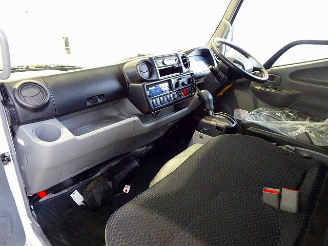 Hino dutro Small Freezer box_body 2RG-XZC645M(103765) 7枚目