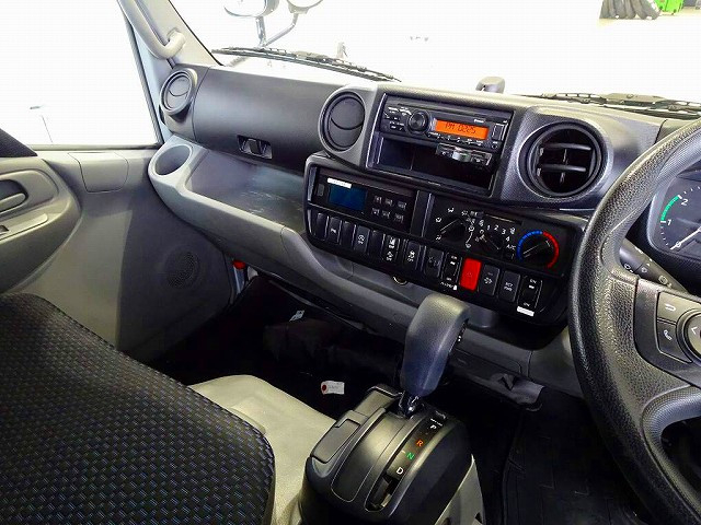 Hino dutro Small Freezer box_body 2RG-XZC645M(103765) 9枚目