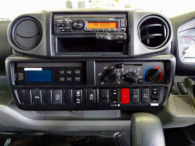 Hino dutro Small Freezer box_body 2RG-XZC645M(103765) 10枚目