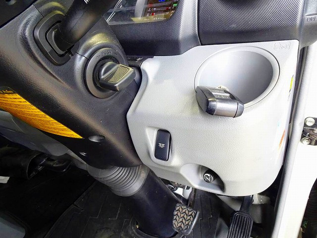 Hino dutro Small Freezer box_body 2RG-XZC645M(103765) 18枚目