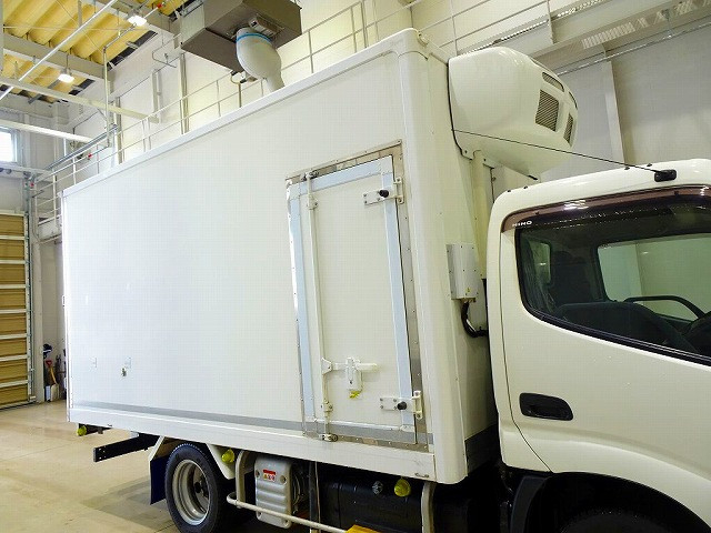 Hino dutro Small Freezer box_body 2RG-XZC645M(103765) 30枚目