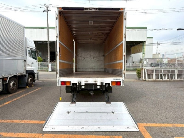 いすゞ フォワード 中型 バン 2RG-FRR90S2(103771) 7枚目