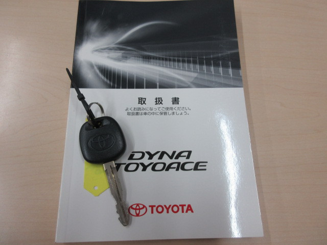 トヨタ ダイナ 小型 平ボディ ABF-TRY230(103775) 5枚目