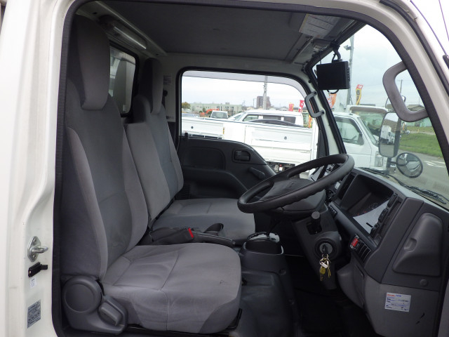 いすゞ エルフ 小型 冷蔵冷凍バン TPG-NHR85AN(103777) 7枚目