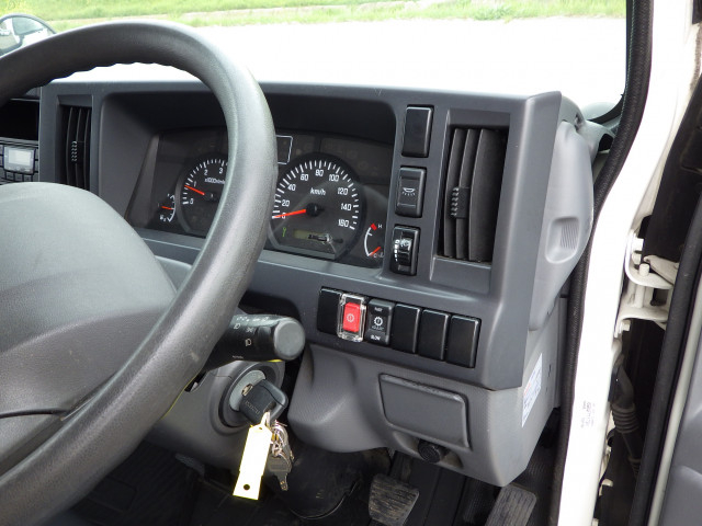 いすゞ エルフ 小型 冷蔵冷凍バン TPG-NHR85AN(103777) 14枚目