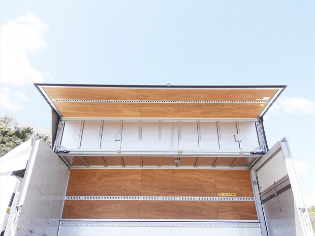 いすゞ フォワード 中型 ウィング 2RG-FRR90T2(103778) 15枚目