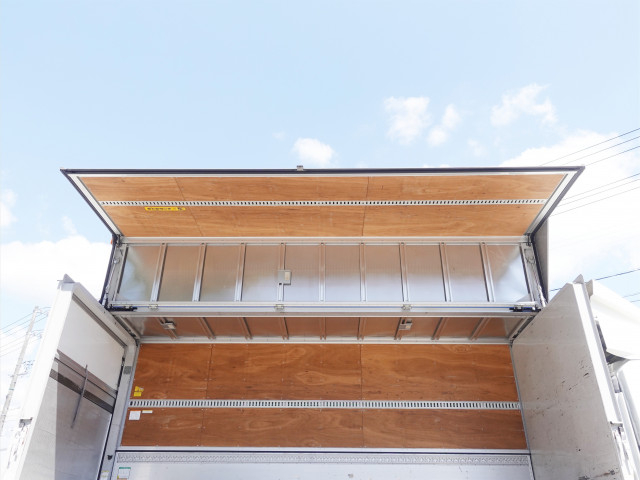 いすゞ フォワード 中型 ウィング 2RG-FRR90T2(103778) 16枚目