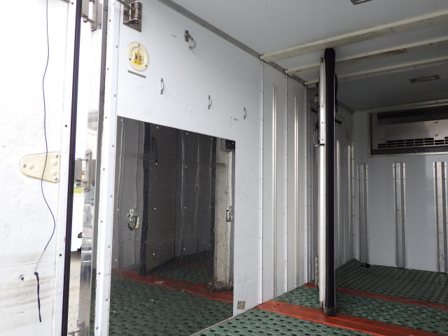 いすゞ エルフ 小型 冷蔵冷凍バン TPG-NHR85AN(103777) 23枚目