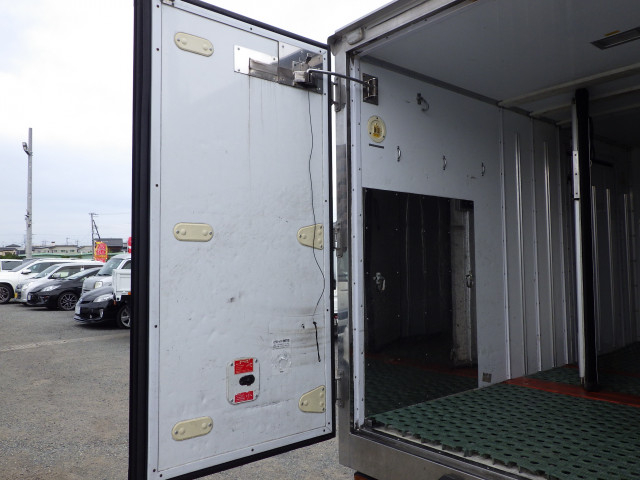 いすゞ エルフ 小型 冷蔵冷凍バン TPG-NHR85AN(103777) 26枚目