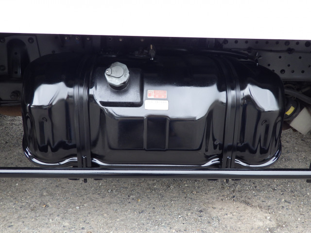 いすゞ エルフ 小型 冷蔵冷凍バン TPG-NHR85AN(103777) 40枚目