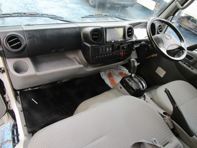 日野 デュトロ 小型 Wキャブ TKG-XZU605M(103779) 31枚目