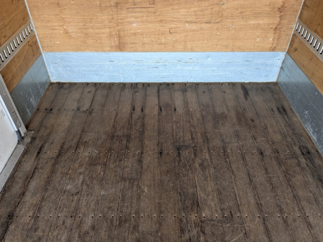 いすゞ エルフ 小型 バン TKG-NPR85AN(103787) 14枚目