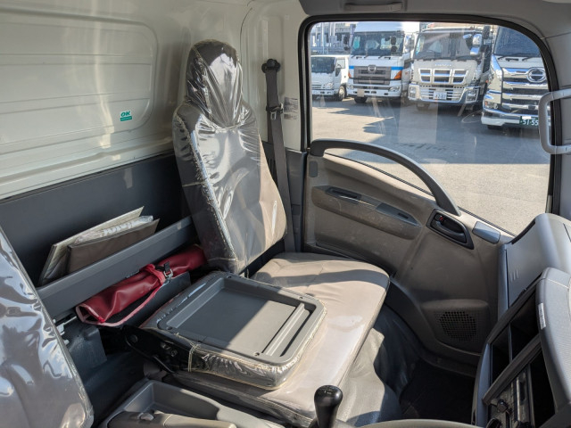 いすゞ エルフ 小型 バン TKG-NPR85AN(103787) 27枚目