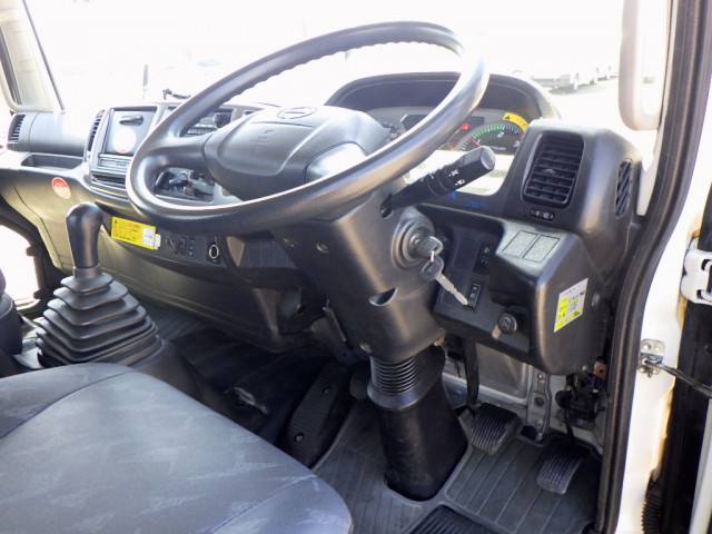 日野 レンジャー 中型 平ボディ TKG-FC9JKAP(103788) 37枚目