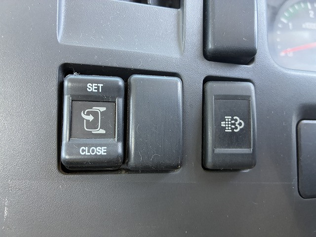 いすゞ フォワード 中型 平ボディ SKG-FRR90S1(103792) 33枚目