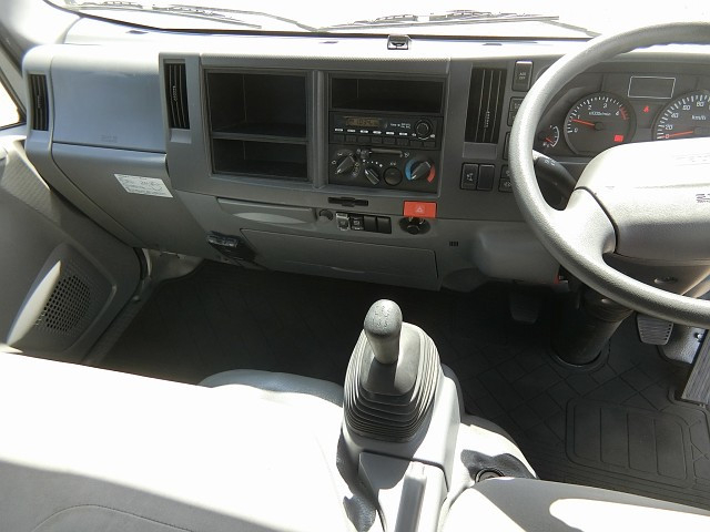 マツダ タイタン 小型 バン TKG-LLR85AN(103794) 18枚目