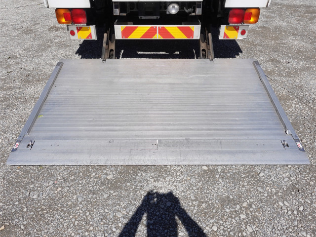 日野 レンジャー 中型 バン TKG-FC9JJAA(103795) 13枚目