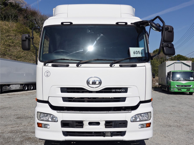 UDトラックス（日産） クオン 大型 ウィング QKG-CD5ZA(103796) 3枚目
