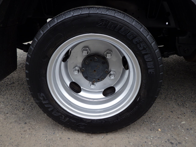 トヨタ ダイナ 小型 平ボディ（クレーン付） SKG-XZC605(103802) 24枚目