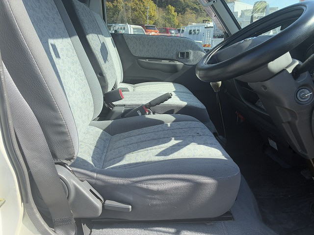 日産自動車 バネット 小型 平ボディ KR-SKF2TN(103808) 28枚目