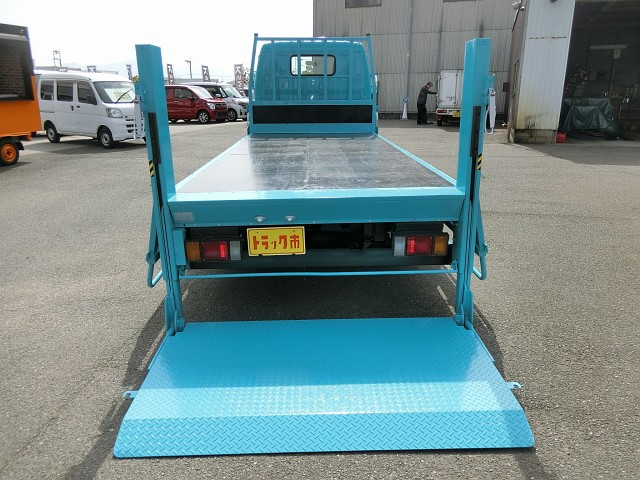 トヨタ トヨエース 小型 平ボディ PB-ZXU346(103809) 18枚目