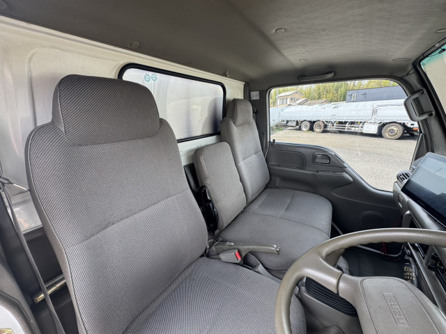 いすゞ エルフ 小型 平ボディ KC-NKR66EA(103818) 8枚目