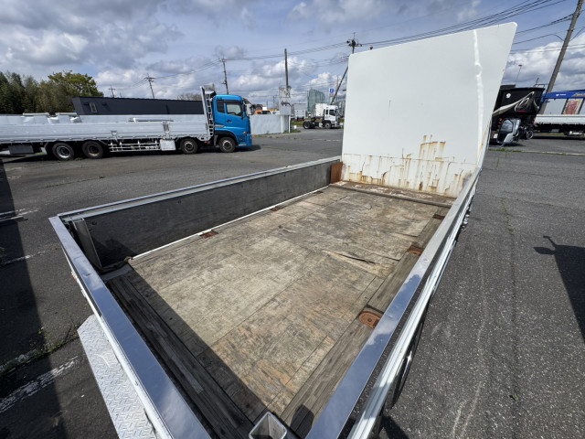 いすゞ エルフ 小型 平ボディ KC-NKR66EA(103818) 14枚目