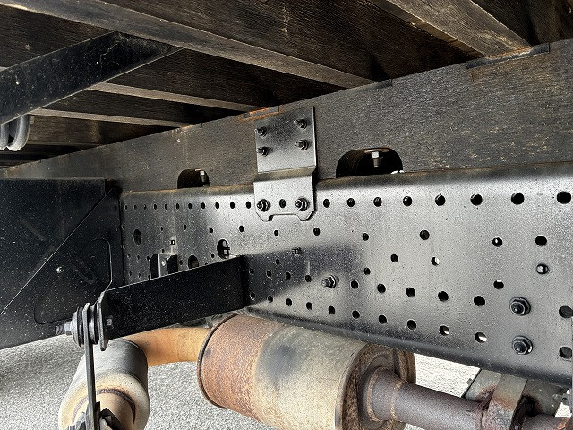 いすゞ フォワード 中型 平ボディ（クレーン付） PKG-FRR90S1(103823) 33枚目