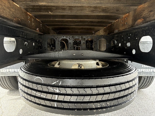 いすゞ フォワード 中型 平ボディ（クレーン付） PKG-FRR90S1(103823) 37枚目