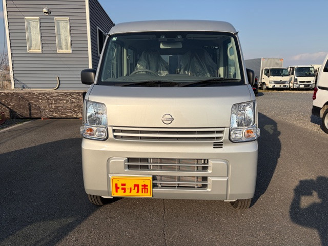 Nissan clipper k Kei van and passenger car 5BD-DR17V(103831) 2枚目
