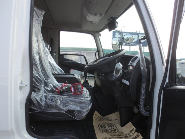 三菱ふそう ファイター 中型 平ボディ（クレーン付） 2KG-FK62F(103832) 15枚目