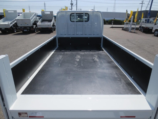 三菱ふそう キャンター 小型 平ボディ 2RG-FBA20(103833) 10枚目