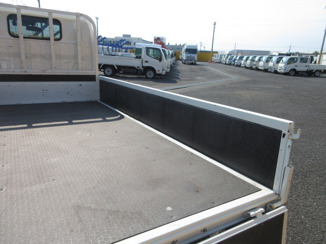 トヨタ ダイナ 小型 平ボディ 2DG-GDY231(103834) 10枚目