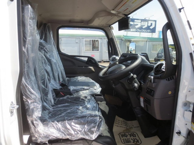 三菱ふそう キャンター 小型 平ボディ 2RG-FBA20(103833) 13枚目