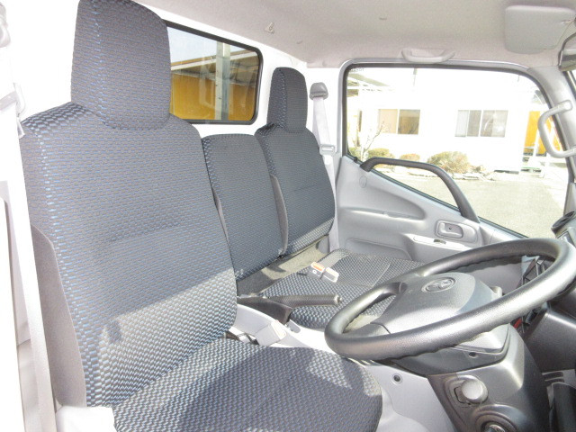 トヨタ ダイナ 小型 平ボディ 2DG-GDY231(103834) 15枚目