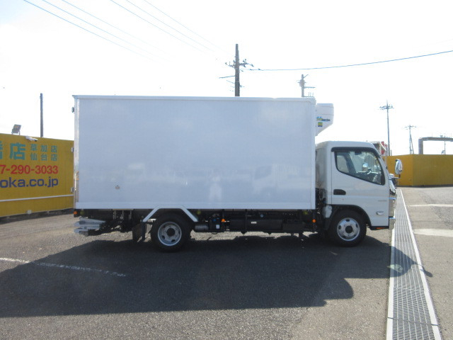 三菱ふそう キャンター 小型 冷蔵冷凍バン 2RG-FEAV0(103835) 6枚目