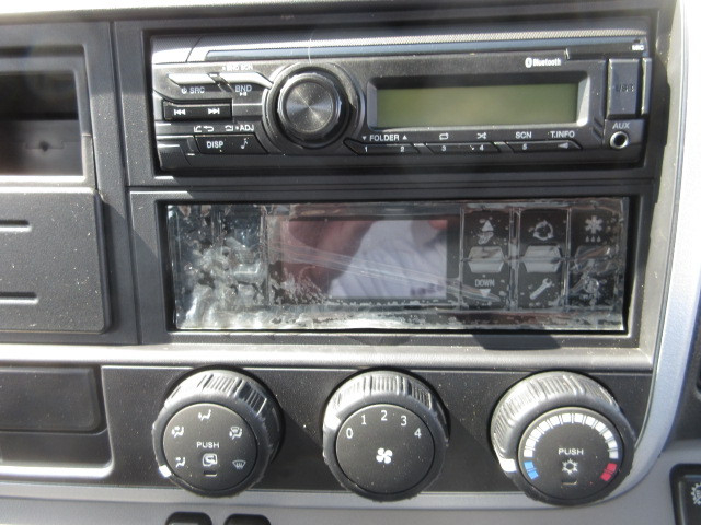 三菱ふそう キャンター 小型 冷蔵冷凍バン 2RG-FEAV0(103835) 15枚目